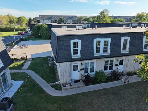 4151 W Cherrywood, Brown Deer, WI 53209