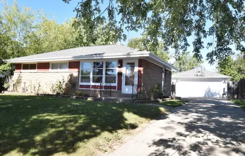 10412 W Sheridan, Milwaukee, WI 53225