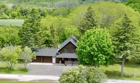 n3910 Riverview Lane, West Kewaunee, WI 54216