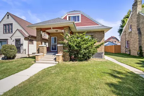 4316 N 19th, Milwaukee, WI 53209