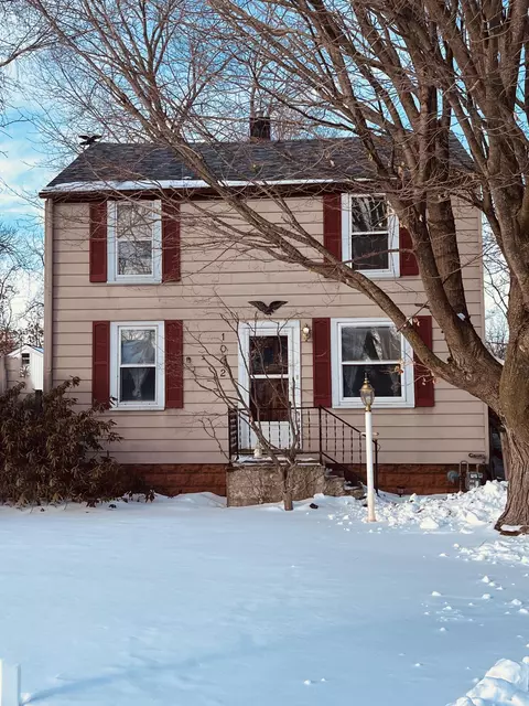 1002 83rd, Kenosha, WI 53143
