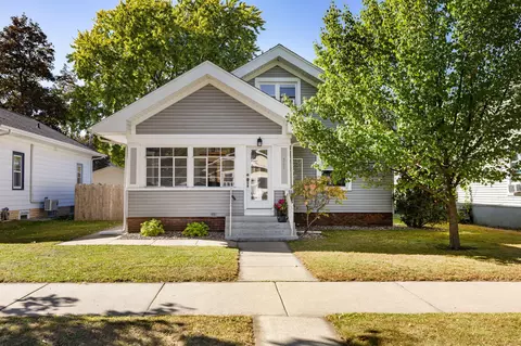 348 21st, La Crosse, WI 54601