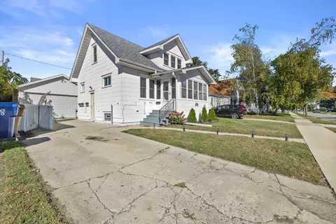 7722 16th, Kenosha, WI 53143