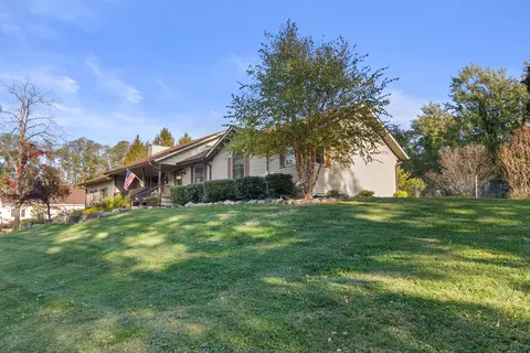 w1473 Peach Road, Bloomfield, WI 53128