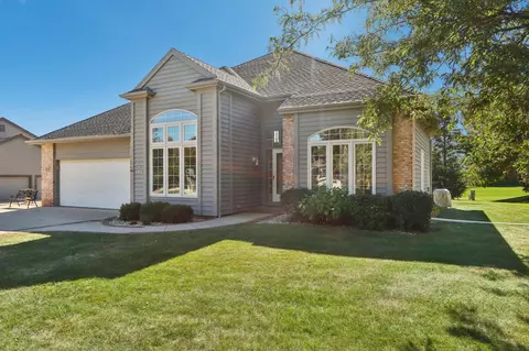 s77w20261 Wood Berry, Muskego, WI 53150