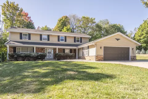 585 Forest #595, Brookfield, WI 53045