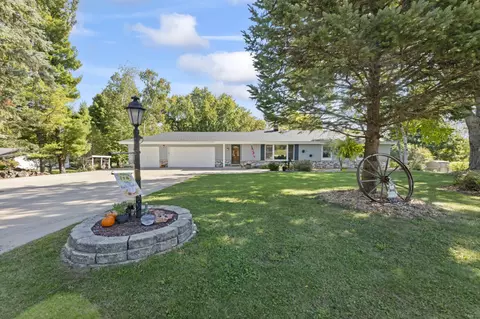 w299s3074 Ridgewood, Genesee, WI 53188
