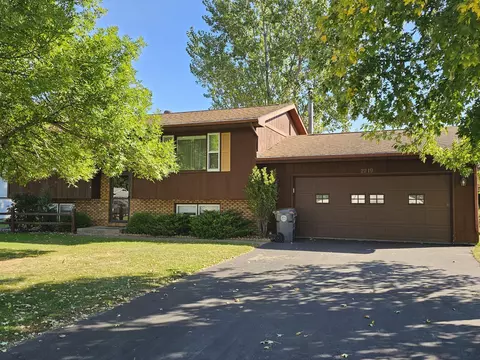 2219 31st, La Crosse, WI 54601