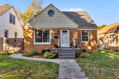 2831 N 78th, Milwaukee, WI 53222