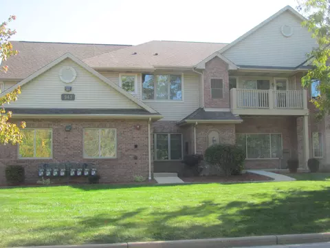 943 Hunter #51, Mount Pleasant, WI 53406