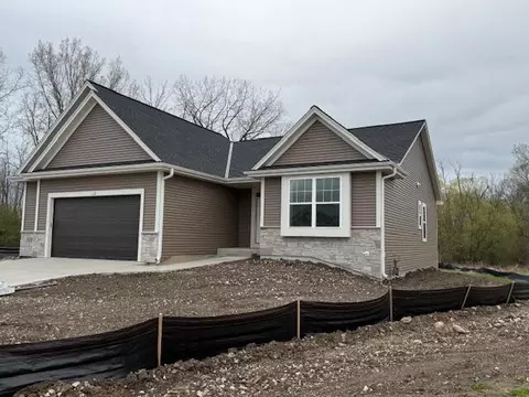 1110 Oxbow, Pewaukee, WI 53072