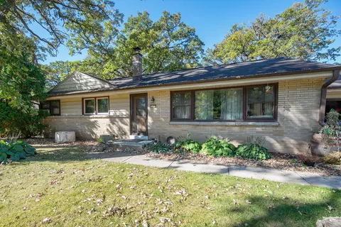 6851 S 109th, Franklin, WI 53132