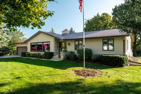 3468 Clilfford, Hartford, WI 53027