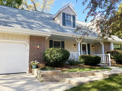 w62n841 Arbor, Cedarburg, WI 53012