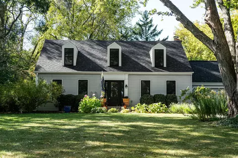 5665 S 92nd, Hales Corners, WI 53130