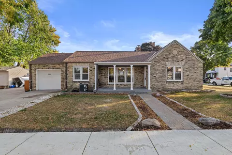 8125 W Rogers, West Allis, WI 53219