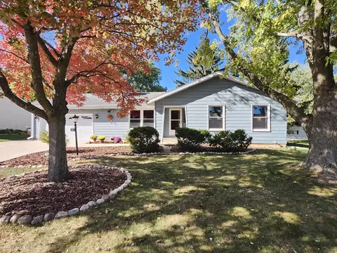 1036 Cardinal, Union Grove, WI 53182