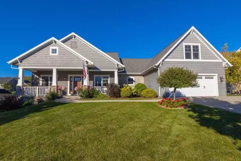 1947 Valley, Grafton, WI 53024