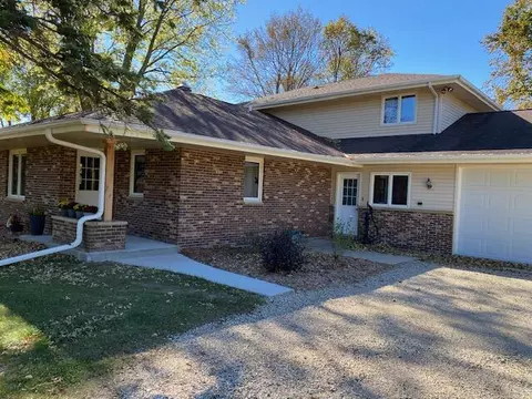 1621 Scenic, Richfield, WI 53076