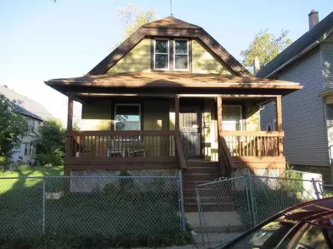 3328 N 24th, Milwaukee, WI 53206