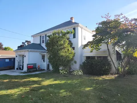 857 N 5th, Manitowoc, WI 54220