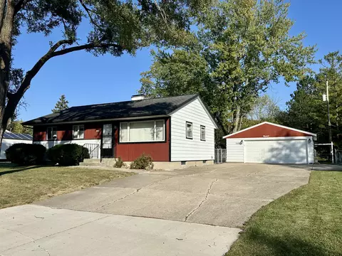 7332 S 36th, Franklin, WI 53132