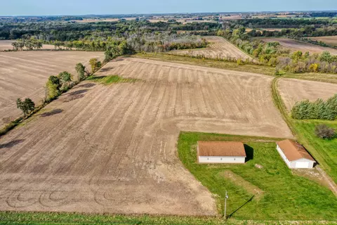 n2339 County Road Bb, Portland, WI 53579