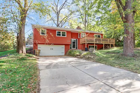 6006 Old Middleton, Madison, WI 53705