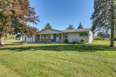 3040 S Wehr, New Berlin, WI 53146