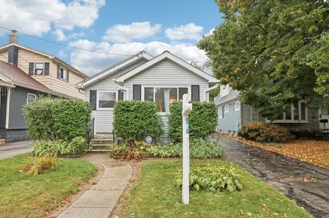 1903 E Howard, Saint Francis, WI 53235