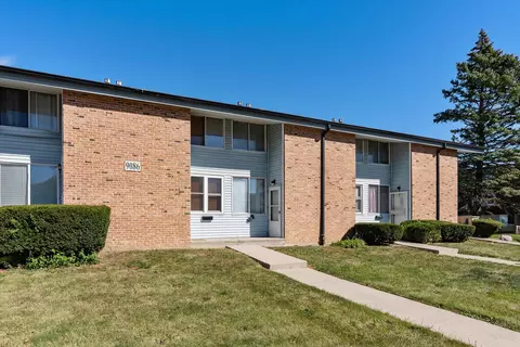 9086 N 95th #D, Milwaukee, WI 53224
