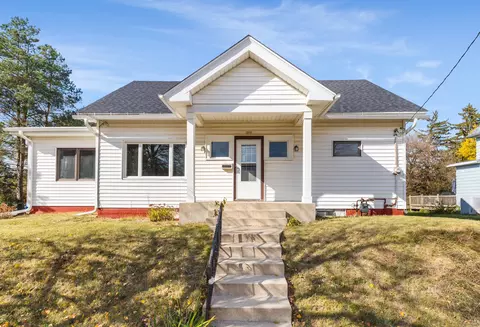 265 Schemmer, Burlington, WI 53105