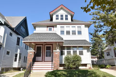 2028 E Newton #2030, Shorewood, WI 53211