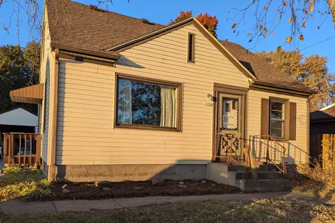 1124 Grand, Sheboygan, WI 53083