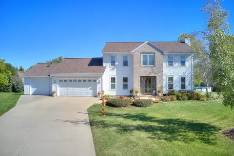 28717 Cardinal, Waterford, WI 53185