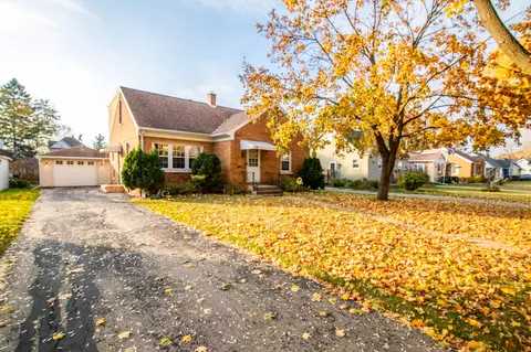404 Pleasant, Beaver Dam, WI 53916