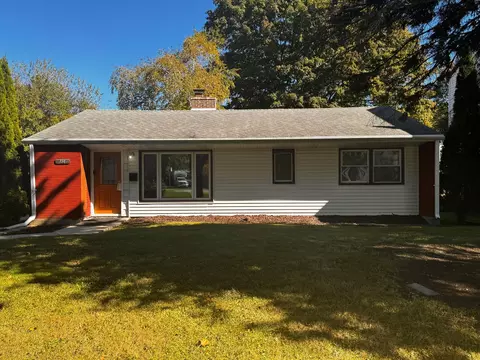 714 S 120th, West Allis, WI 53214