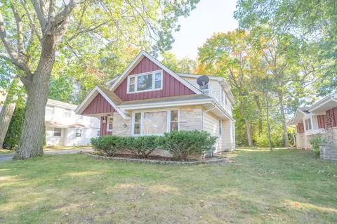 3901 W Iona #3901A, Milwaukee, WI 53221