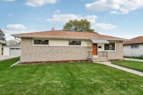 5936 S Swift, Cudahy, WI 53110