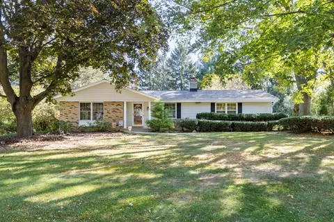 w238n1050 Sherwood, Waukesha, WI 53188