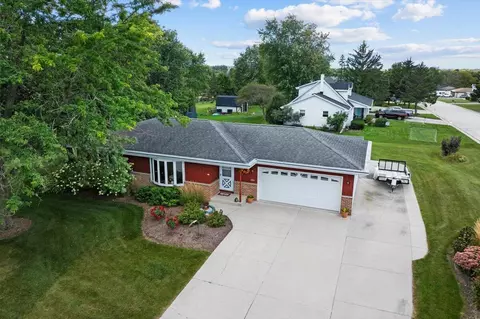 1224 Warbler, Howards Grove, WI 53083
