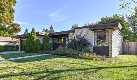 1129 Indiana, Racine, WI 53405