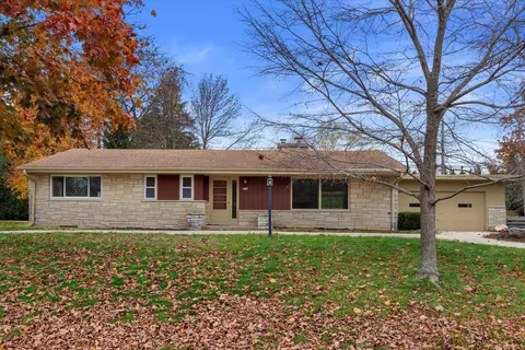 7751 N Santa Monica, Fox Point, WI 53217