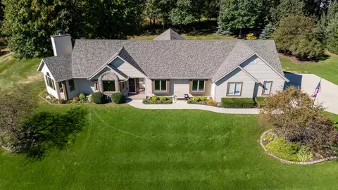 3986 Wexford, Richfield, WI 53076