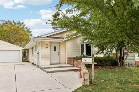 5521 52nd, Kenosha, WI 53144
