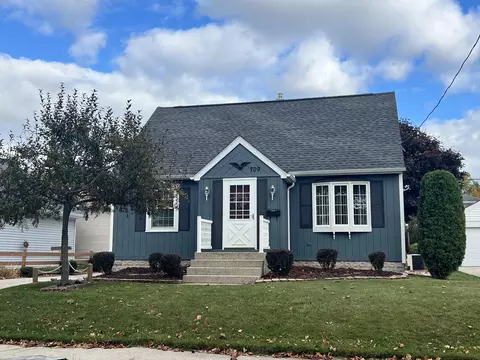 709 S 27th, Manitowoc, WI 54220