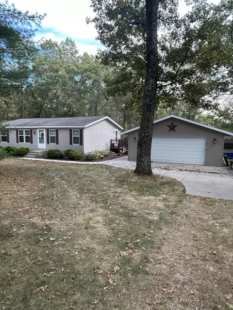 1337 Fern, Springville, WI 53965