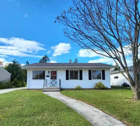2826 S 16th, Sheboygan, WI 53081
