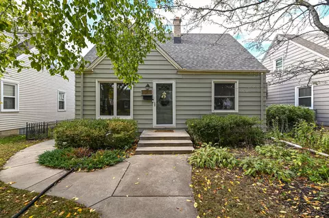 3257 N 88th, Milwaukee, WI 53222