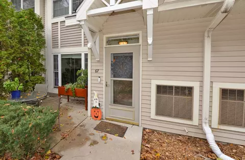 6195 Walnut #67, Cudahy, WI 53110